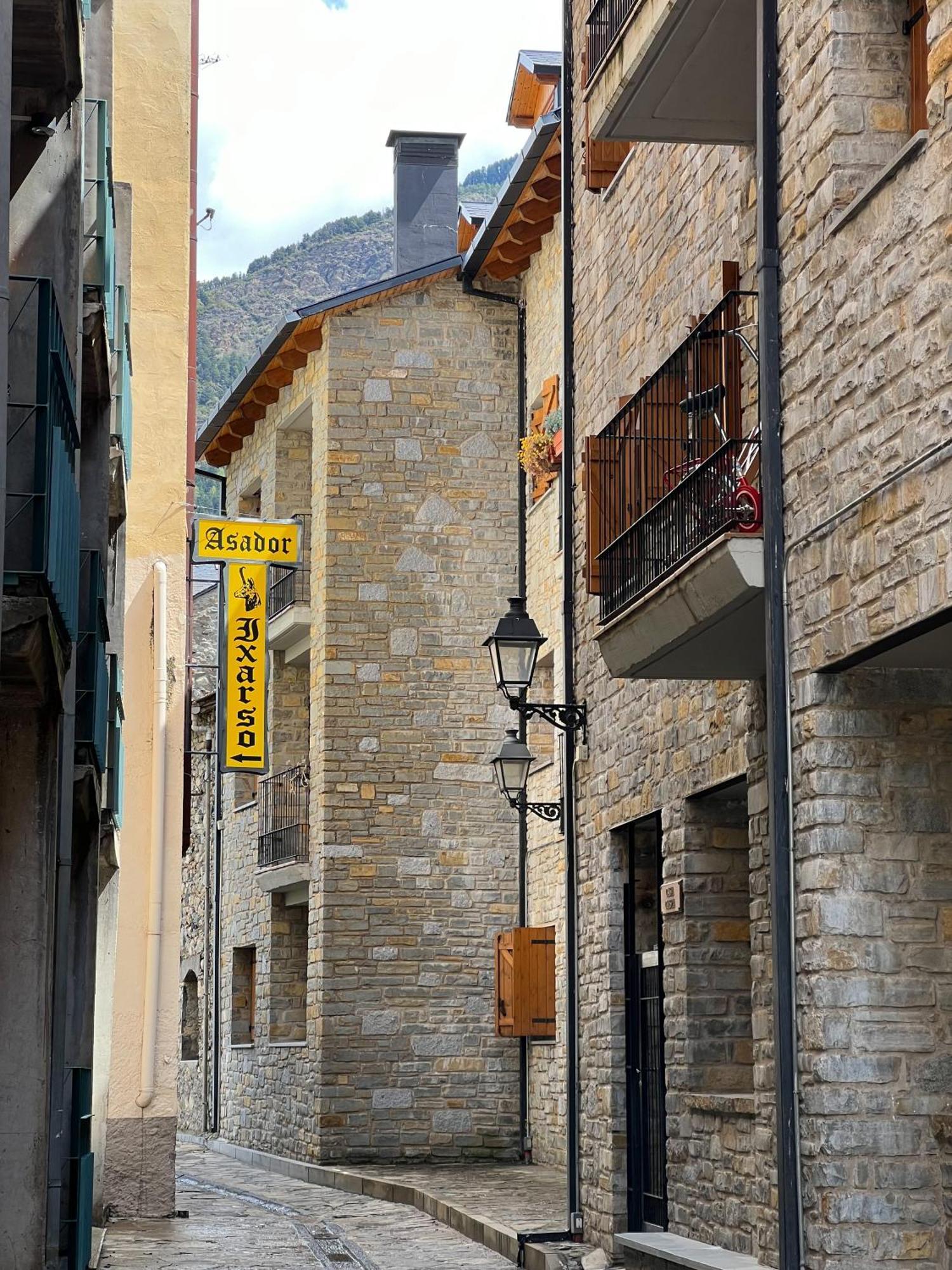 Casa La Muga Apartment Benasque Exterior foto